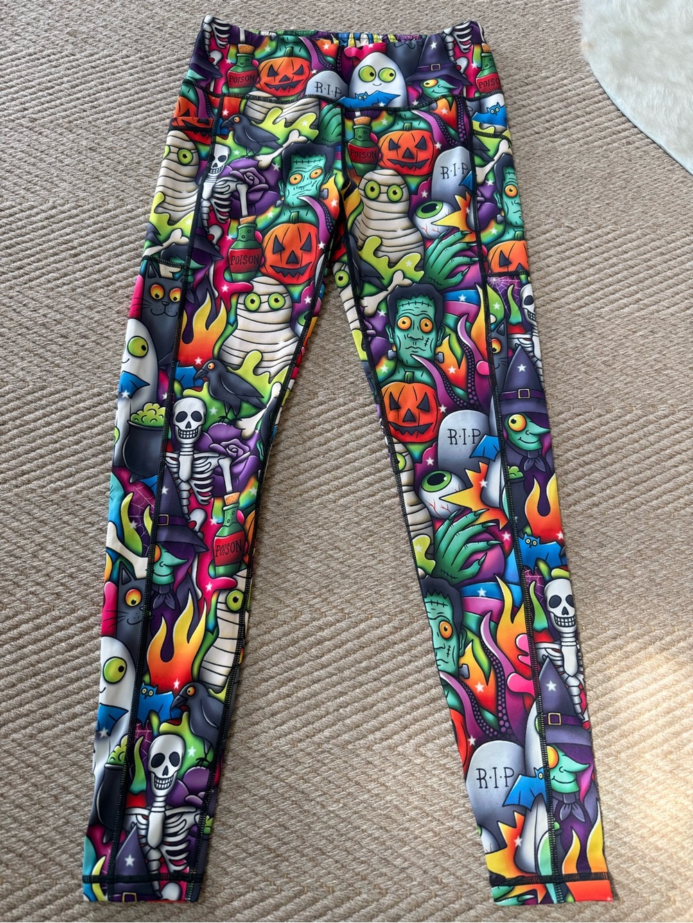 Women’s Workout Halloween Graphic Leggings - Multicolor